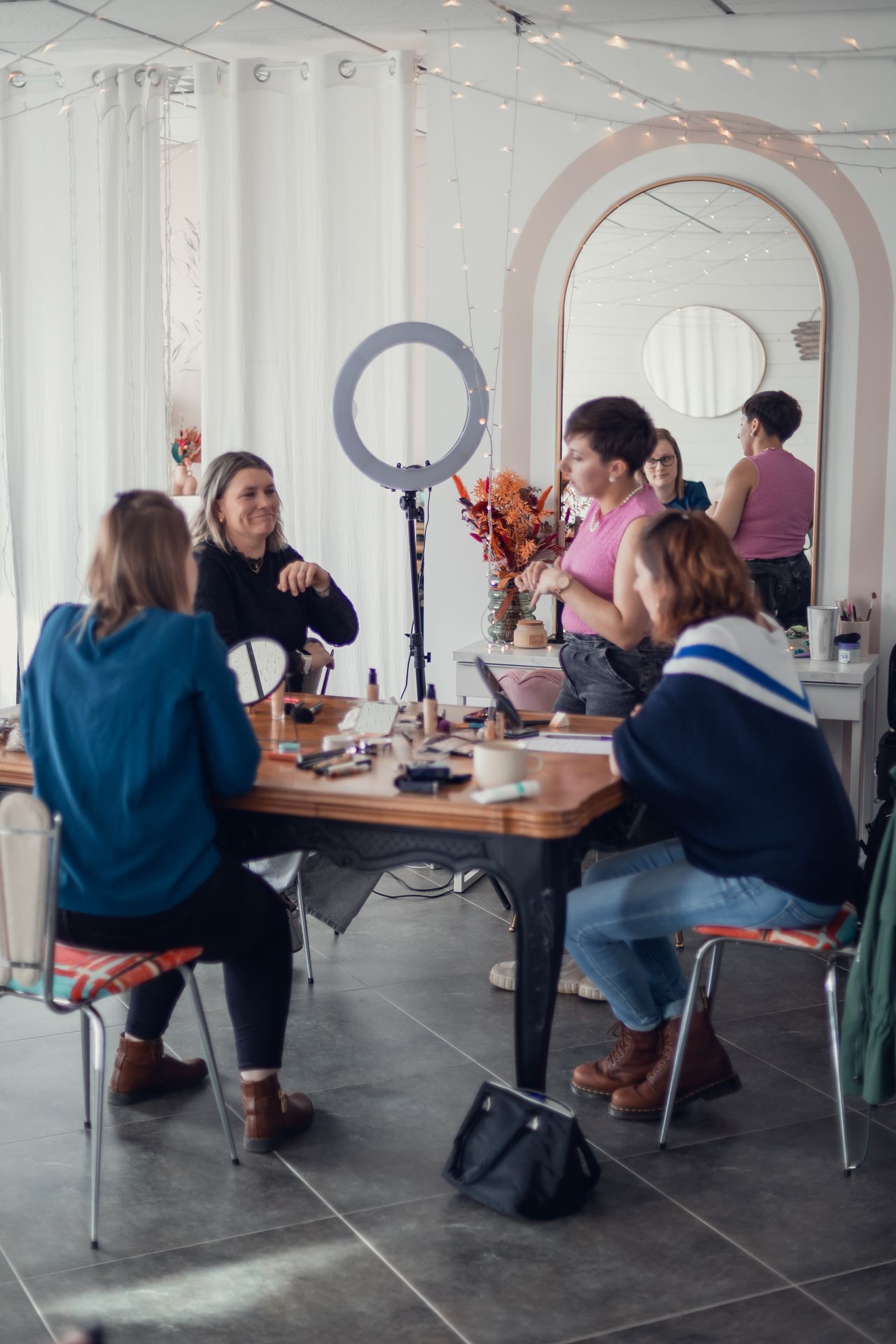 Cours de maquillage EVJF au Mans – atelier beauté entre amies